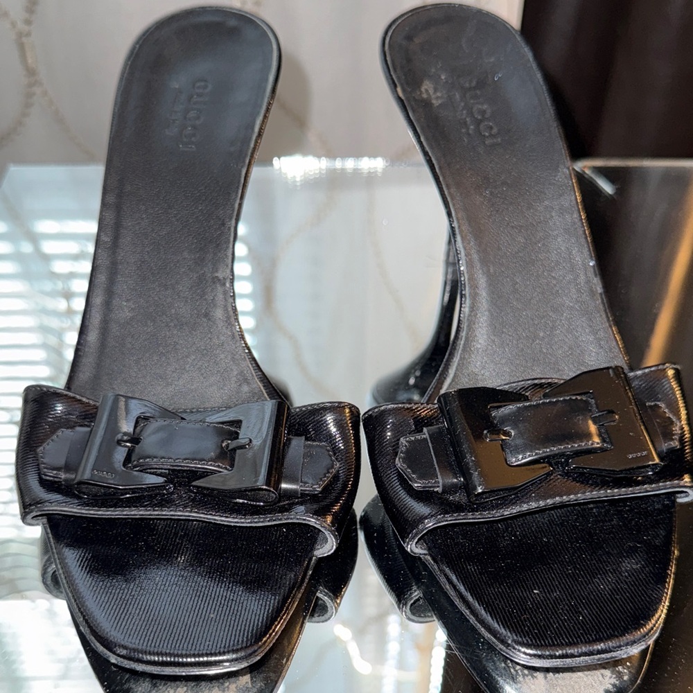 Gucci Black Patent Leather Bow Slide Mules